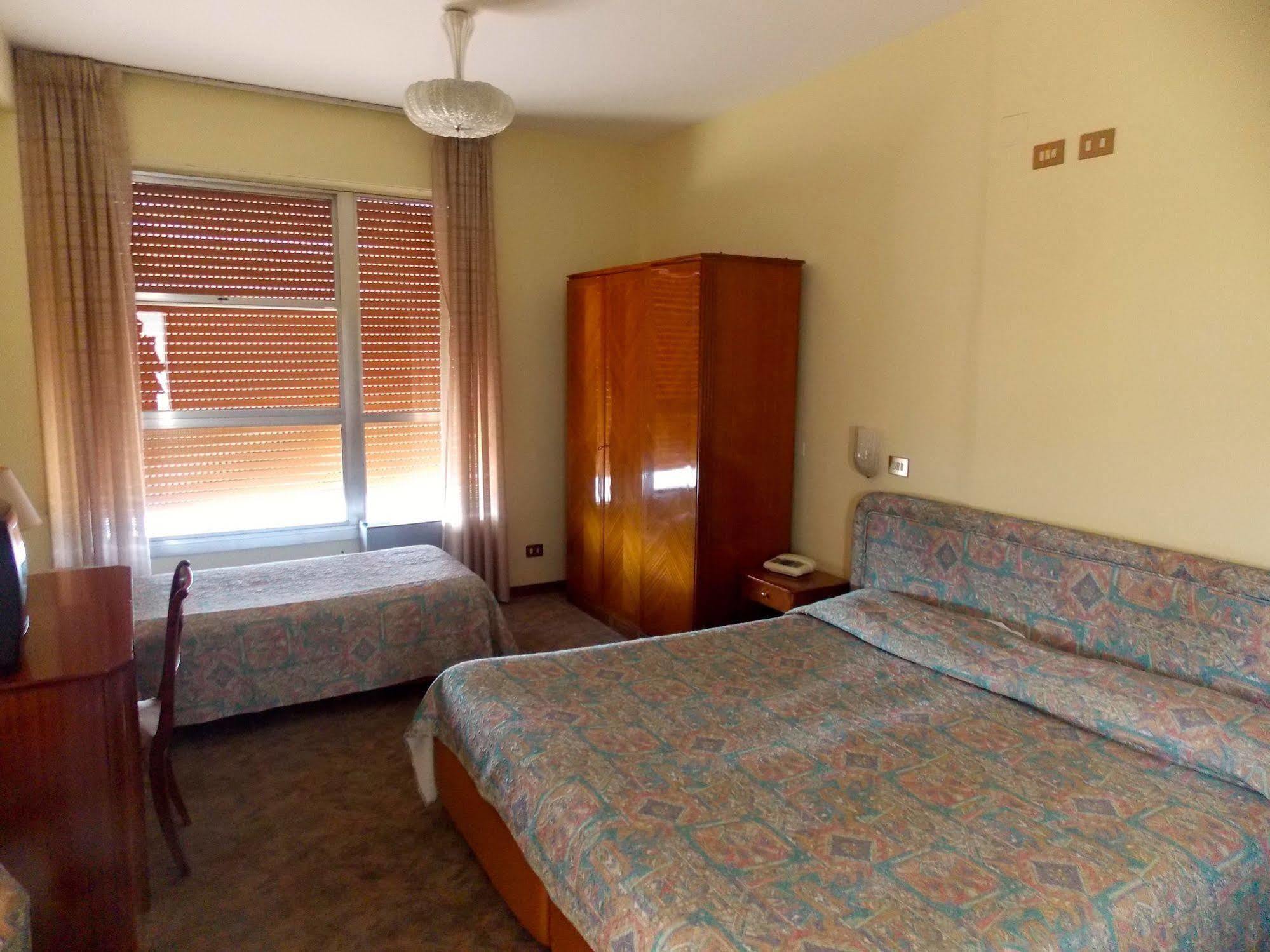 Park Hotel Mar Grande Ταράντο Εξωτερικό φωτογραφία